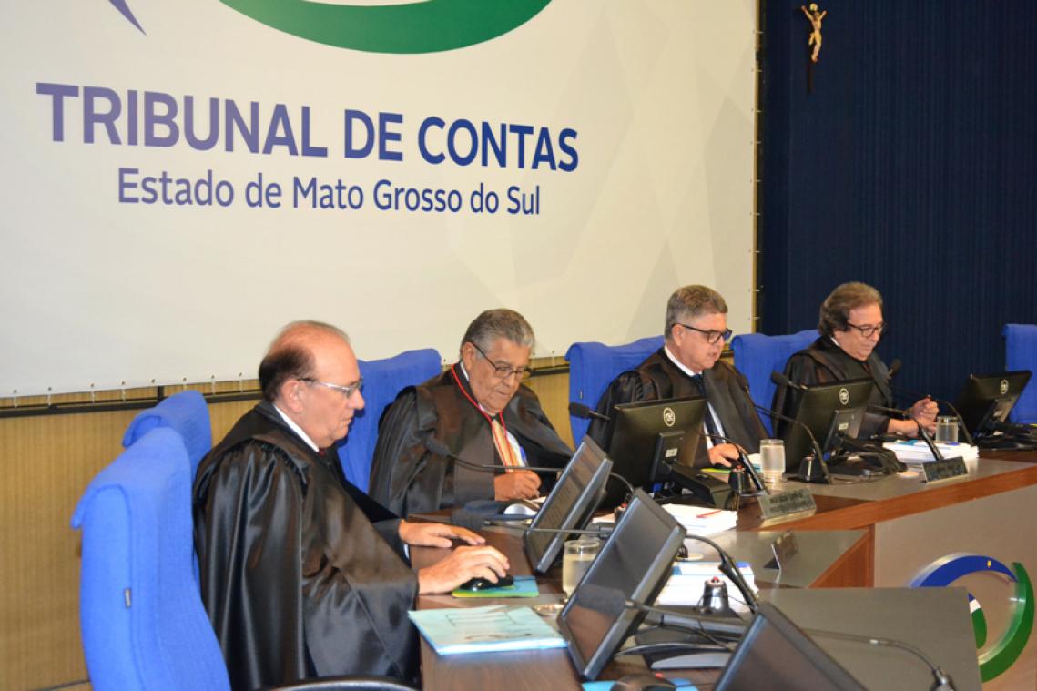 Sessão ordinária desta terça-feira. - Foto por: Mary Vasques