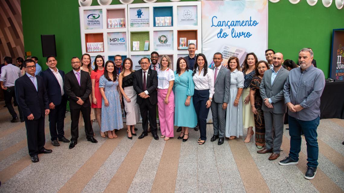 - Foto por: Mary Vasques e Aurélio Marques - Foto por: Mary Vasques e Aurélio Marques