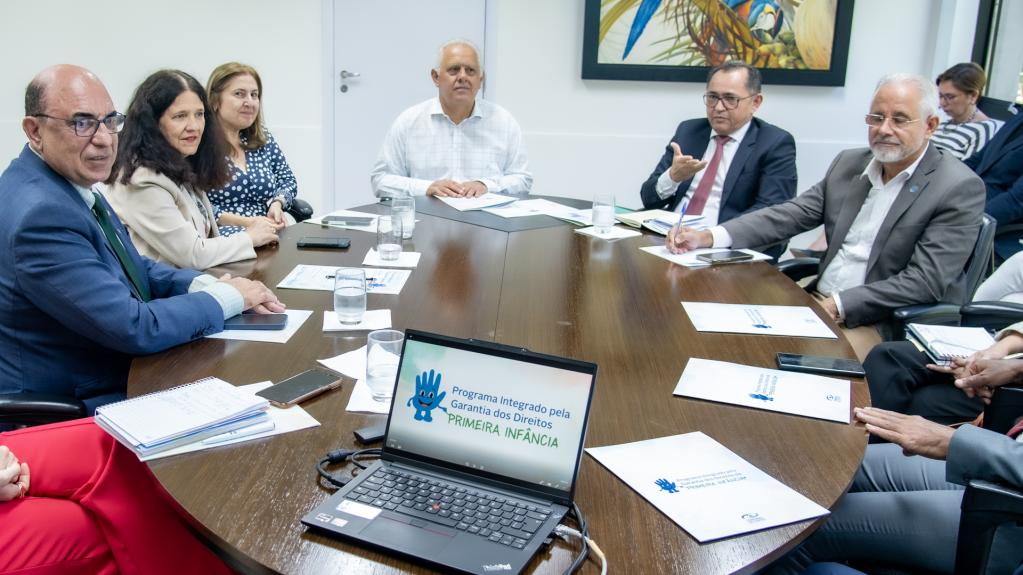 Comitê do Programa da Primeira Infância apresenta balanço de ações e articula mobilização para evento no dia 30