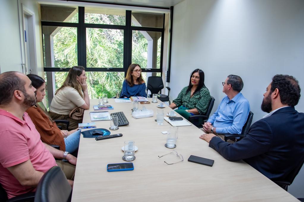 TCE-MS apresenta à UFMS boas práticas do programa de combate ao assédio