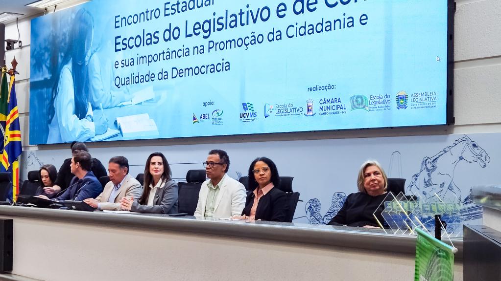 TCE-MS participa de encontro estadual que fortalece a educação legislativa e cidadã