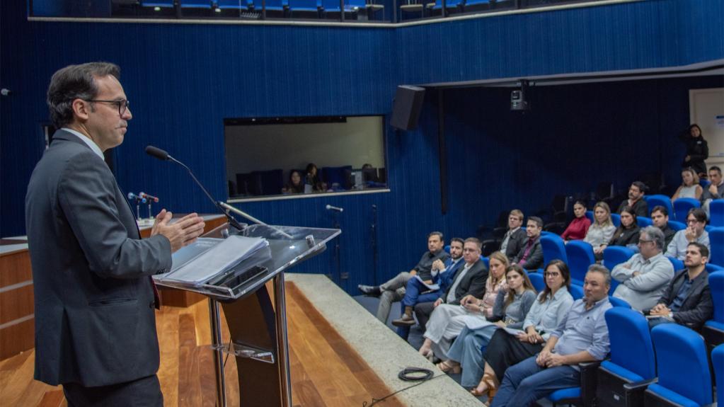 Diálogo Interno do TCE-MS aprofunda conhecimento sobre regras de prescrição com foco na Lei Complementar 345/2025