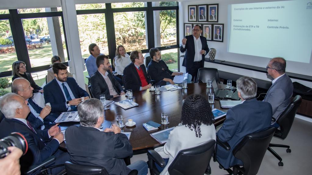 TCE-MS apresenta projeto para implementação de Inteligência Artificial