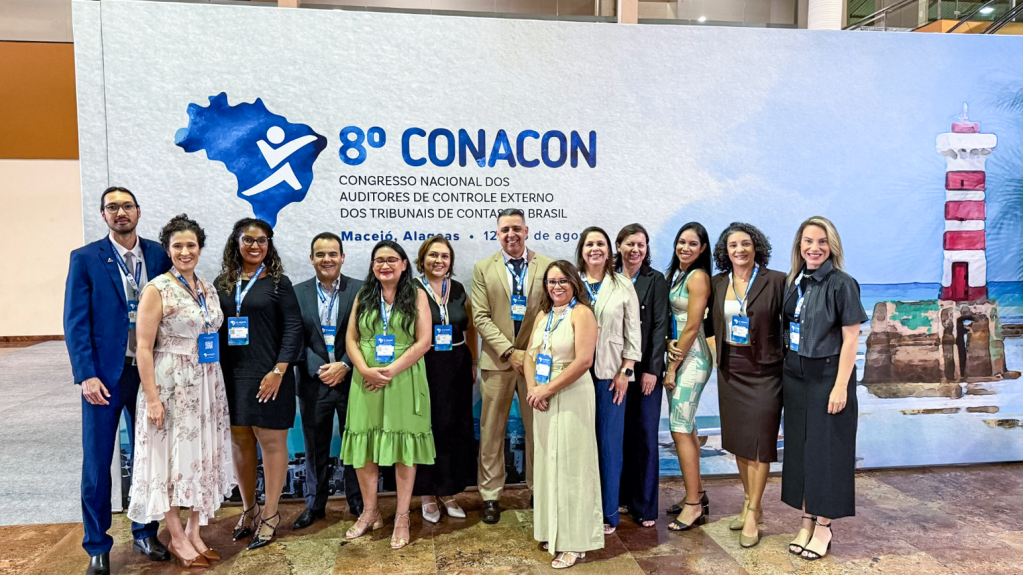 Auditores de controle externo do TCE-MS participam, em Maceió, do 8º CONACON