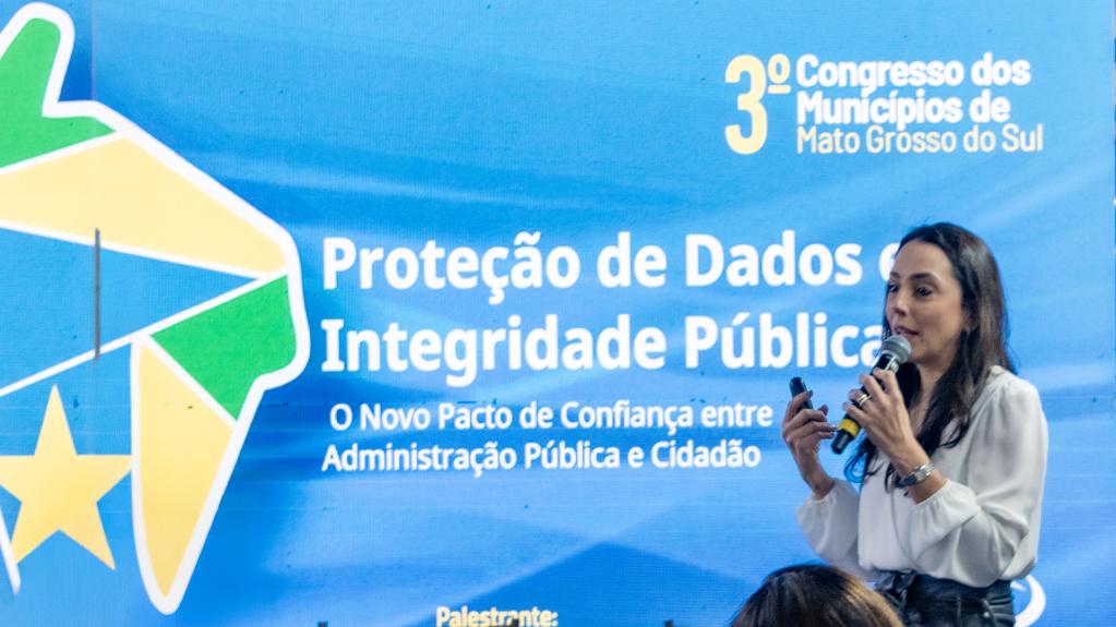 TCE-MS realiza palestras no 3º Congresso dos Municípios de Mato Grosso do Sul