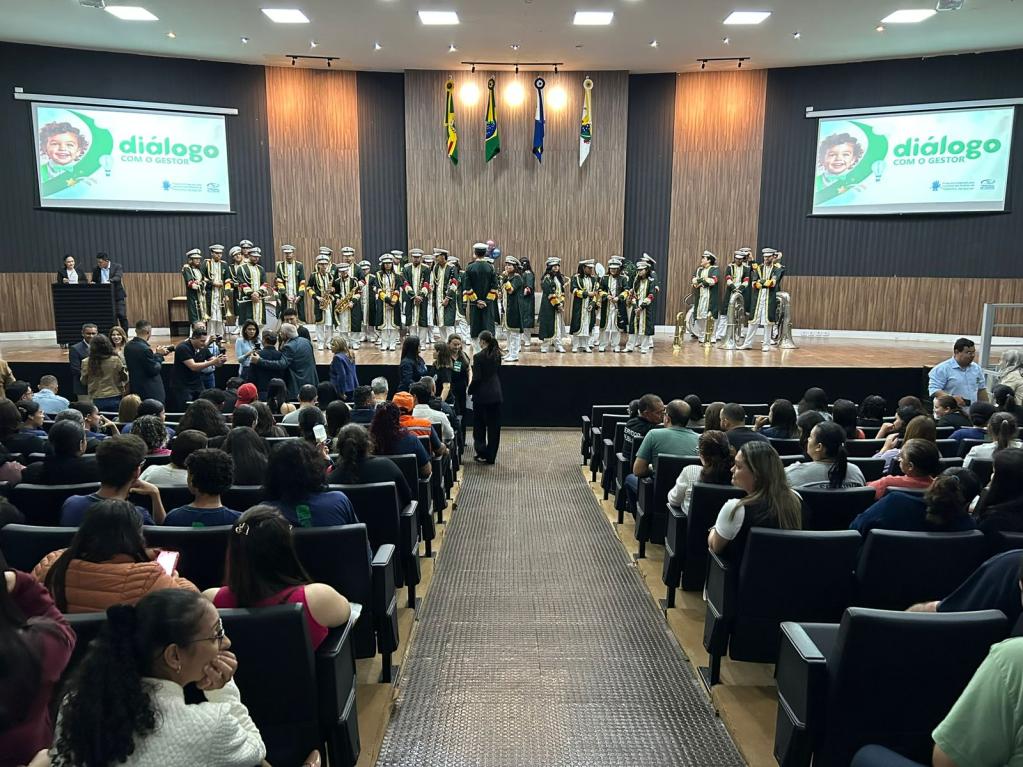 TCE-MS apresenta o projeto “Diálogo com o Gestor” na Câmara Municipal de Sidrolândia TCE-MS apresenta o projeto “Diálogo com o Gestor” na Câmara Municipal de Sidrolândia