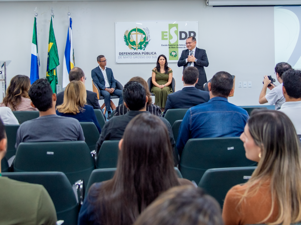 TCE-MS orienta defensores públicos sobre a eficácia do orçamento na garantia dos direitos TCE-MS orienta defensores públicos sobre a eficácia do orçamento na garantia dos direitos