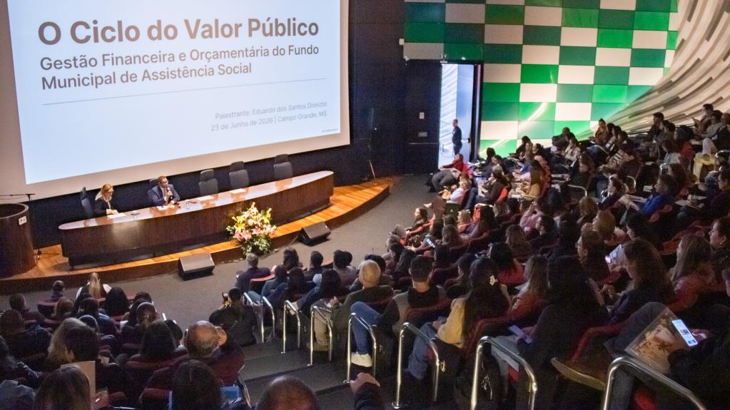 TCE-MS orienta gestores públicos sobre eficiência orçamentária na assistência social TCE-MS orienta gestores públicos sobre eficiência orçamentária na assistência social