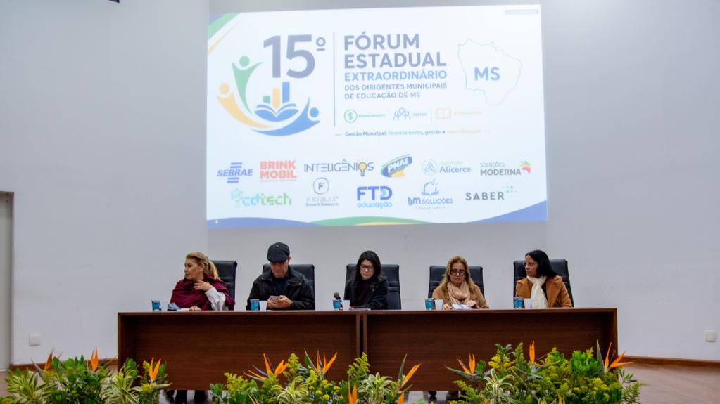 TCE-MS participa do 15º Fórum Estadual Extraordinário da Undime/MS