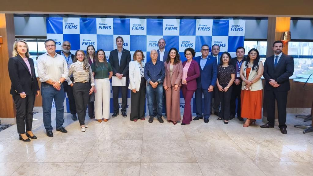 TCE-MS apresenta panorama da fiscalização dos Portais da Transparência durante reunião da Rede de Controle TCE-MS apresenta panorama da fiscalização dos Portais da Transparência durante reunião da Rede de Controle