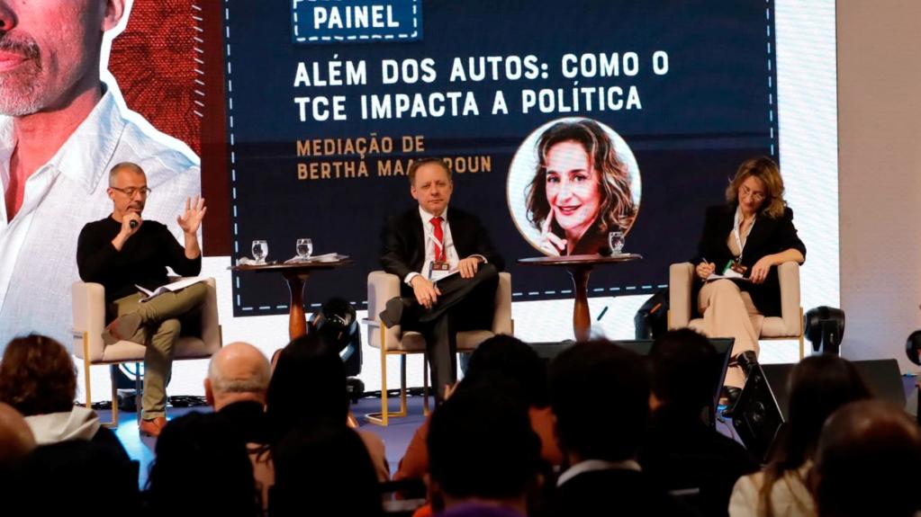 IV CNTC: Comunicação estratégica fortalece a democracia e amplia papel dos TCs, defendem especialistas IV CNTC: Comunicação estratégica fortalece a democracia e amplia papel dos TCs, defendem especialistas