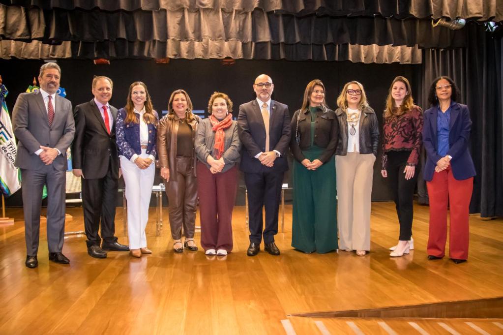 TCE-MS participa de mobilização nacional dos Tribunais de Contas pelo enfrentamento à violência contra a mulher TCE-MS participa de mobilização nacional dos Tribunais de Contas pelo enfrentamento à violência contra a mulher
