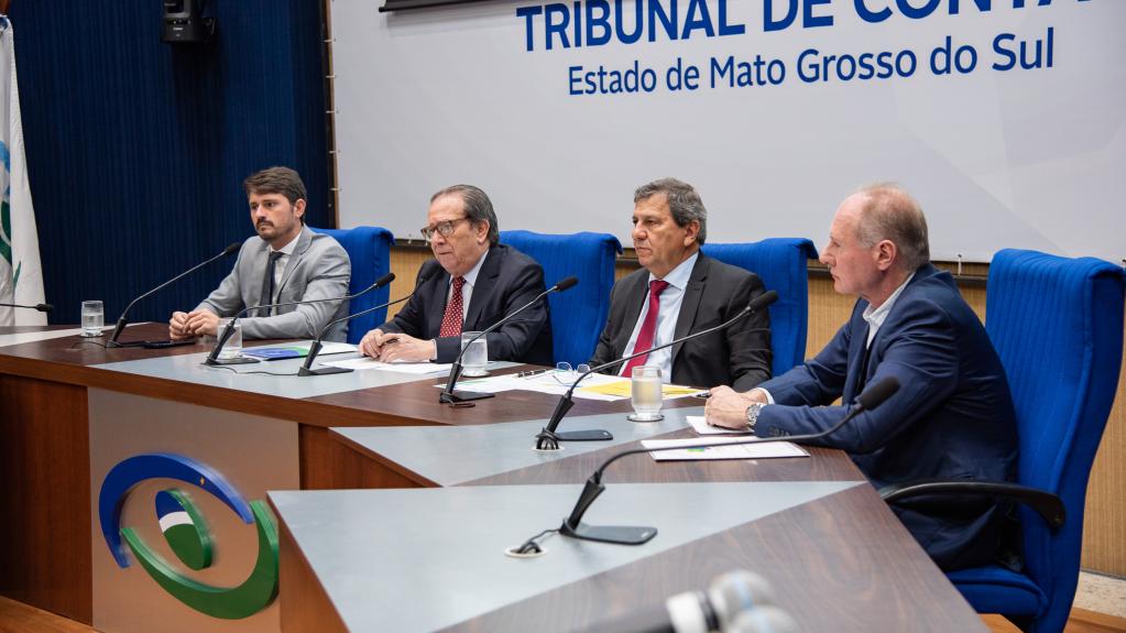 TCE-MS capacita gestores municipais sobre e-Sfinge e fortalece parceria institucional TCE-MS capacita gestores municipais sobre e-Sfinge e fortalece parceria institucional